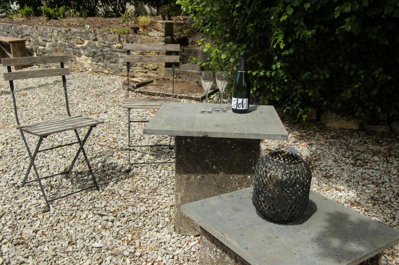 Joie De Vivre Bed & Breakfast Doulevant-le-Chateau Exterior photo